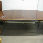 542 8144 Matsalsbord